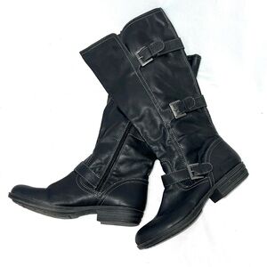 Black Women's Knee-High Boots